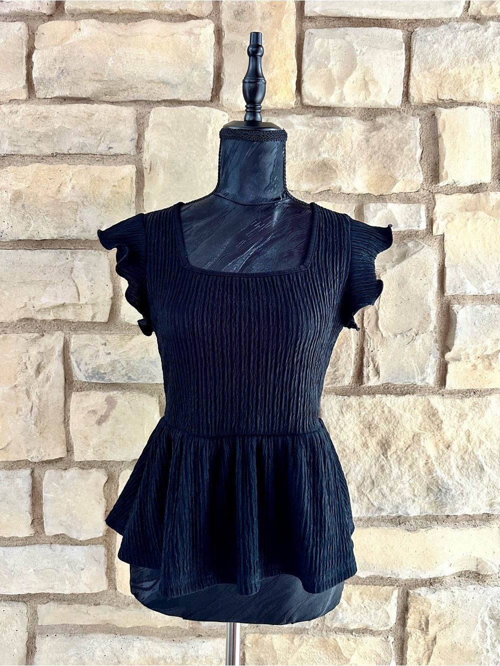 SHEIN Black Square-Neck Ruffle Cap Sleeve Peplum Blouse